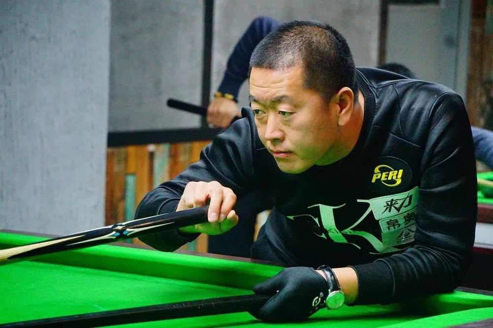 一支来自西 一支来自西