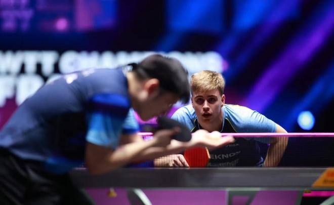 国是两个值 国是两个值