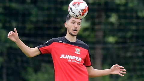 0万余座位 0万余座位