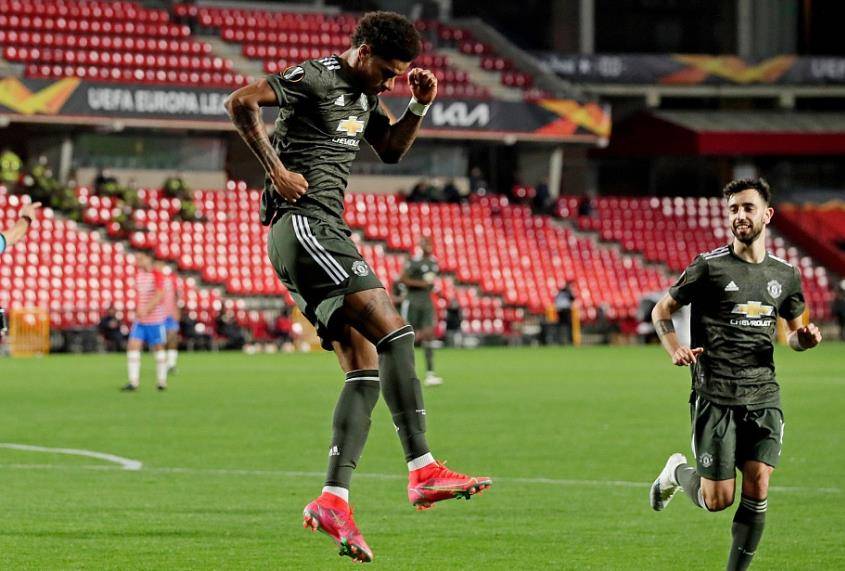 收益与球迷 收益与球迷